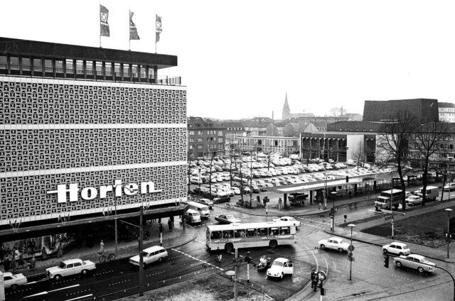 Horten Kaufhaus Krefeld, 1970 (c) Rheinische Post, rp-online de nrw staedte
