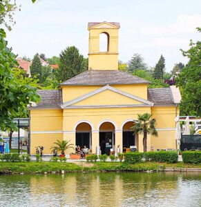Charles de Moreau, Maschinenhaus im Schlosspark Eisenstadt für die Dampfwasserpumpe