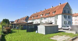 Hard Landstraße 79-83, Italienerhäuser, Rückansicht mit Schuppen (c) Google Street View