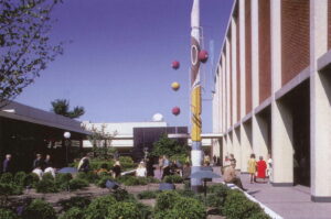 Victor Gruen, Northland Shopping Center, Detroit, Michigan, 1951-54 © Gruen Associates, Los Angeles