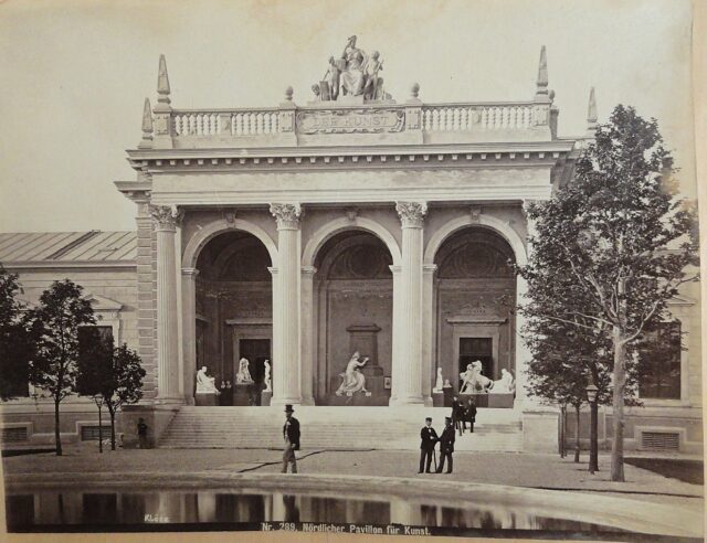 Nördlicher Pavillon des amateurs, Portikus, 1873, Fotografie, Wien Museum, Mappe 991-1, 78.080-zwischen 162 und 163