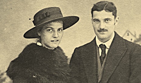 Das frischgetraute Ehepaar Maria und Herbert Boeckl 1919