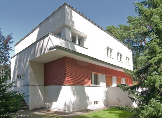 Richard Neutra, Einfamilienhaus für Adolf Sommerfeld, Berlin-Zehlendorf, 1923/24 © denkmaldatenbank.berlin.de